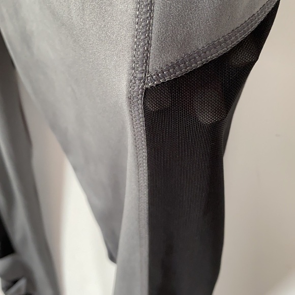 Legging Park Gray, Black mesh sides leggings, NWT - Picture 6 of 9